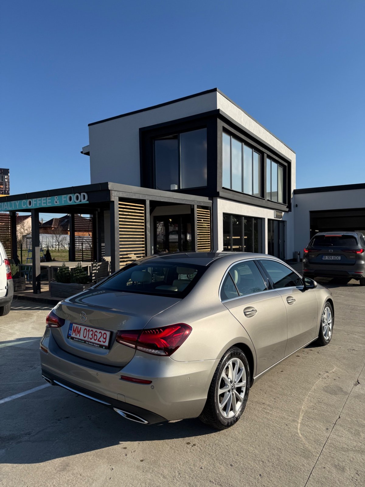 WhatsApp Image 2025-03-20 at 20.33.49 (3)